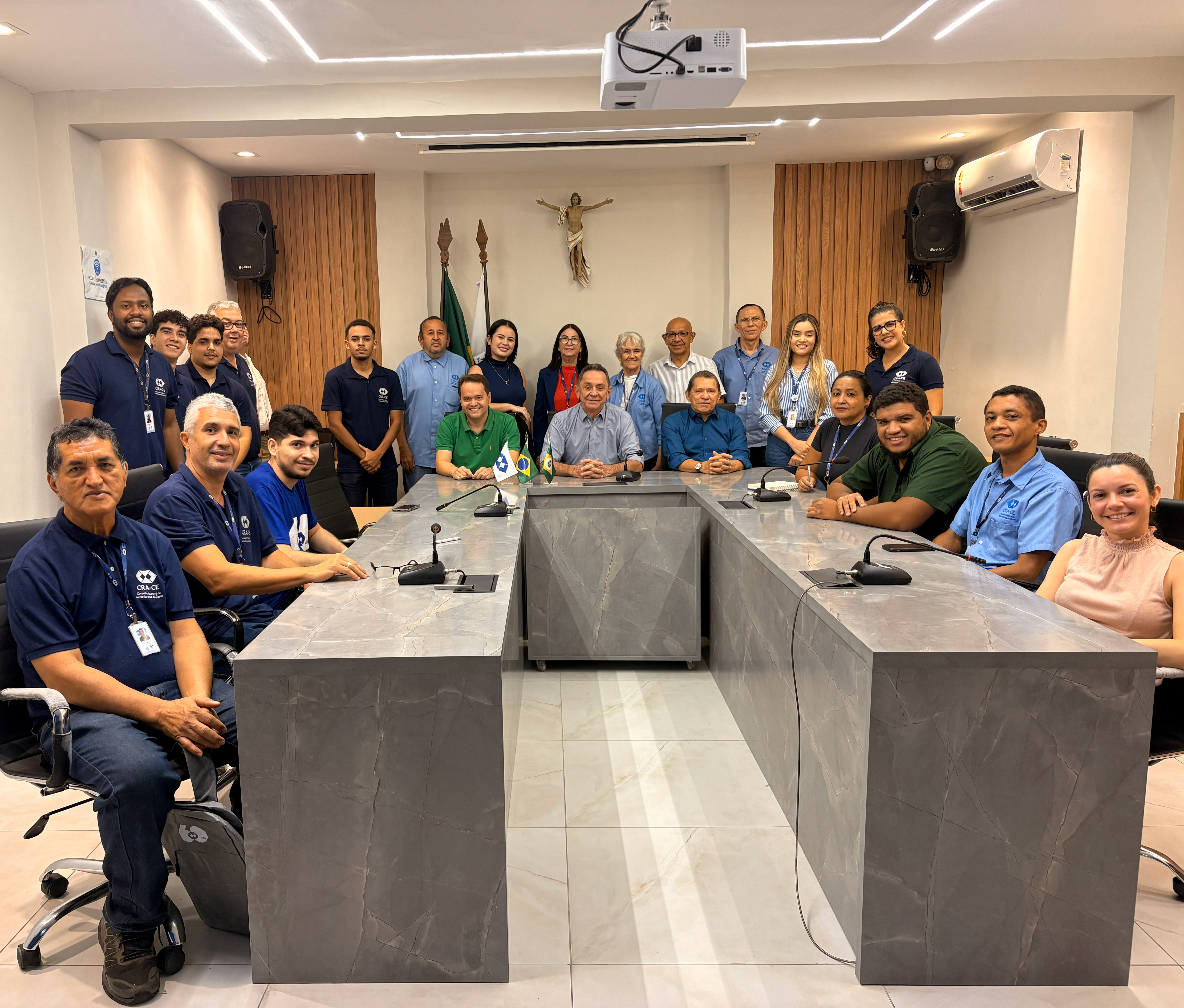 CRA-CE promove reunião de alinhamento com colaboradores para o planejamento de 2026